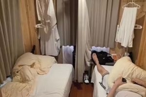 媒体人谈韩国男篮入住酒店:咱们的球队还住亚运会集装箱吗?