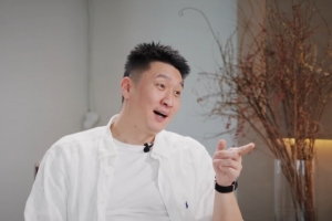朱芳雨称国家队生涯不会跟新人过多沟通!孙悦打趣:怕浪费感情呗